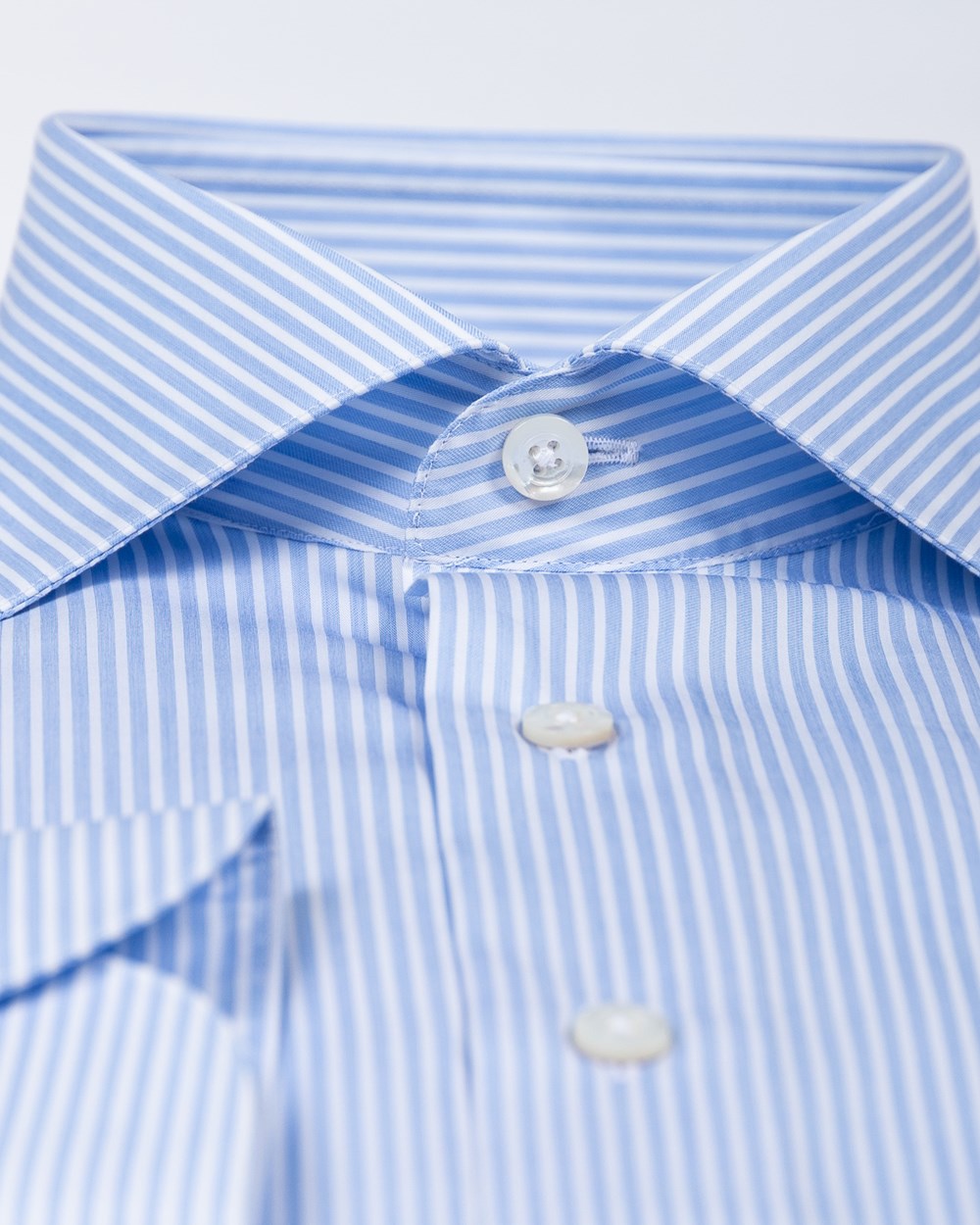 Soft Classic Stripe Cutaway Shirt